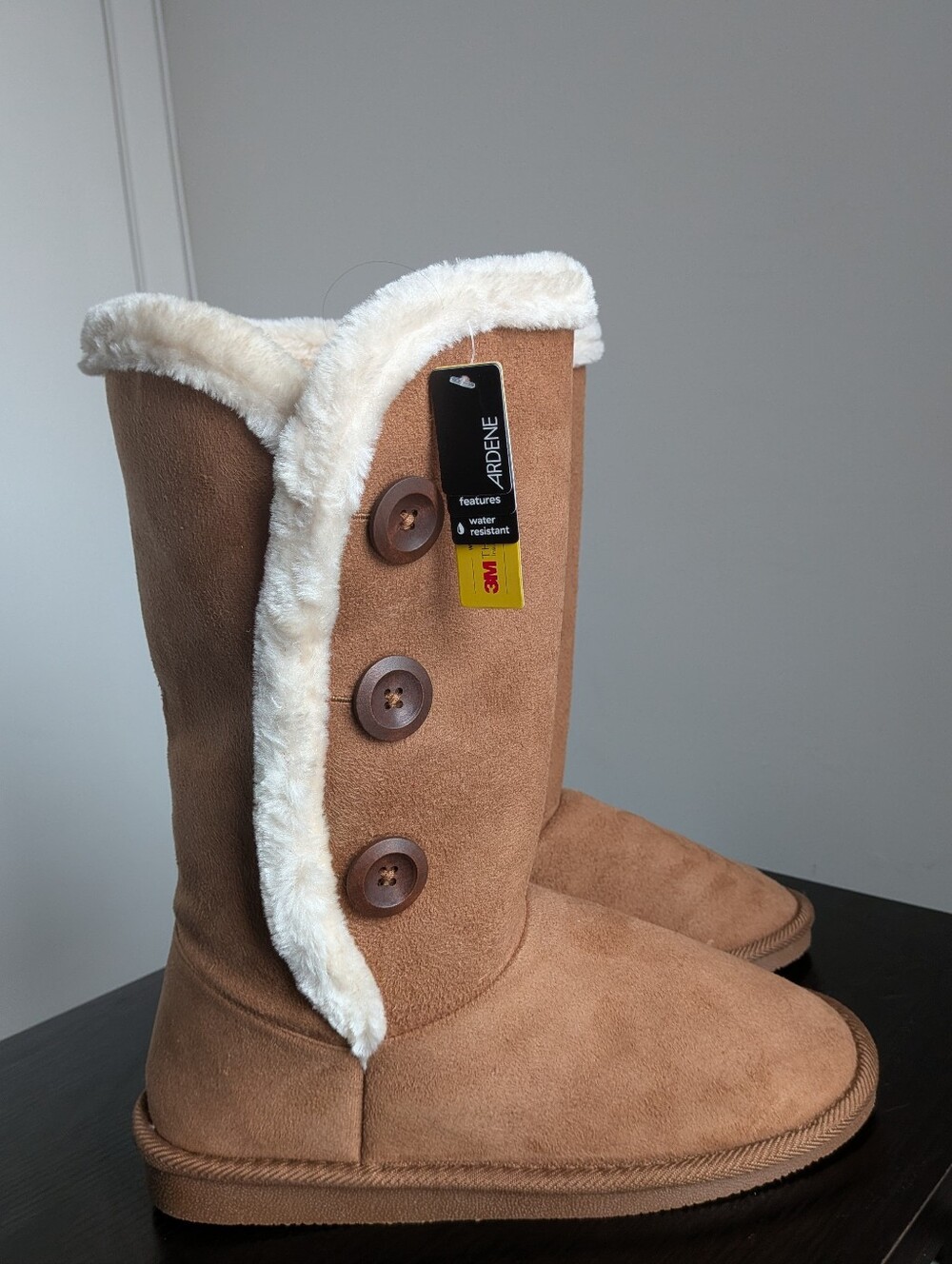 Ardene Faux Shearling Tall Fall Boots – Size 10 – NWT